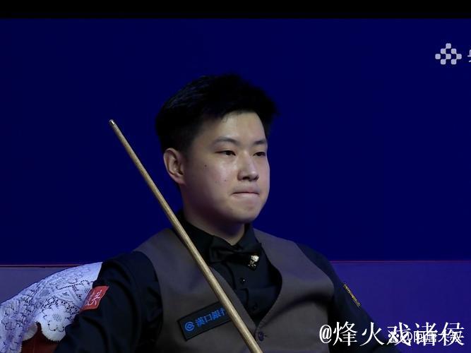 斯诺克英国公开赛 赵心童不敌希金斯 2-4止步32强