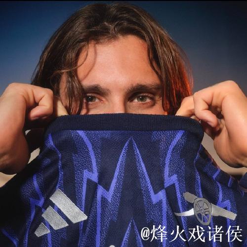 塔帅:廷贝尔和卡拉菲奥里上周末比赛中都遇到了 塔帅:廷贝尔和卡拉菲奥里上周末比赛中都遇到了