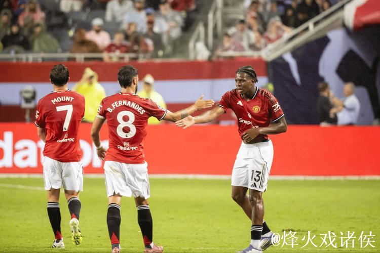 塔弗尼埃任意球直接破门，伯恩茅斯3-2反超曼联